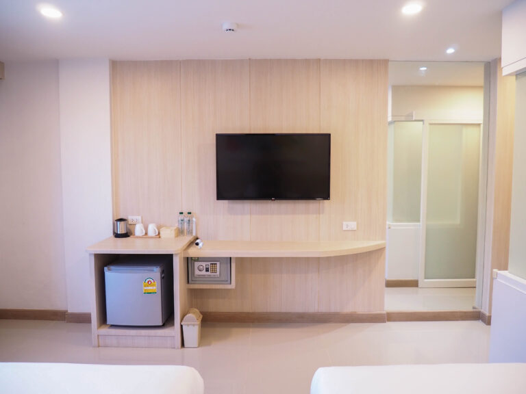 Malee Hotel room detail